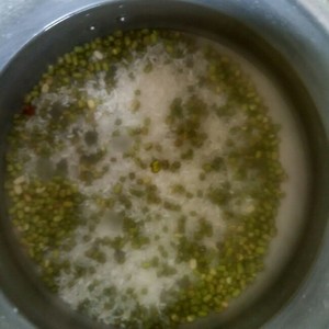 绿豆粥的做法 步骤4